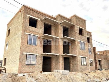 Продам квартиру в новобудові в районі Нового двору