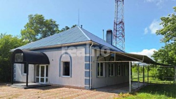 Продам КАФЕ по трасі Київ-Рівне в смт.Гоща, Рівненська 76-Б.