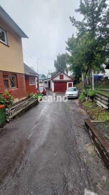 Продаж двох кімнатної квартири на землі