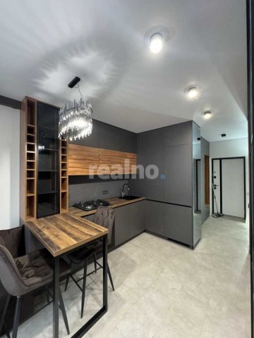 Продаж однокімнатної квартири з євро ремонтом