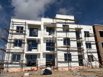 Продам квартиру в новобудові в районі Нового двору