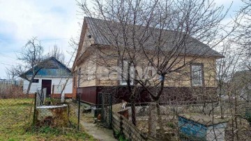 Продам домоволодіння в смт.Клевань, Рівненський район.