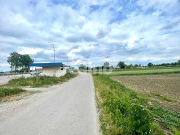 Продам фасадну ділянку в Горбакові по трасі Київ-ЧОП