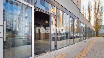 Продам комерційне приміщення з ремонтом в ЖК Синергія.