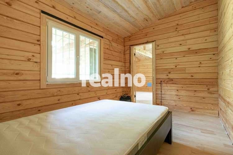 Заміський будинок з банею біля лісу. Новобудова 2024 року.