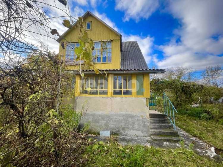 Красивий будинок в Кам'яній горі з ділянкою 12 сотих